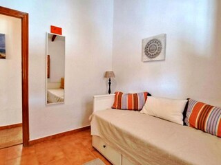 Schlafzimmer 2 mit einem  Ausziehbett