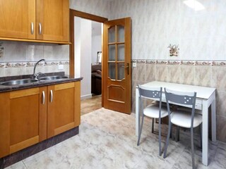 Küchenblick Richtung Wohnzimmer