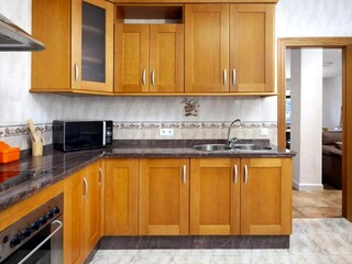 die Küche ist komplett ausgestattet