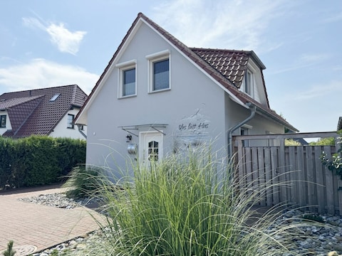 F: Ferienhaus Uns lütt Hus mit Sauna, Kamin & Terrasse