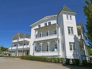 Blick zur Villa Vineta