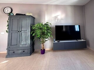 Wohnzimmer mit digitalem TV