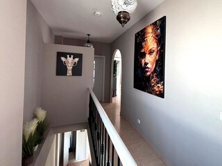 hier gelangt man zu Schlafzimmer 2 und 3