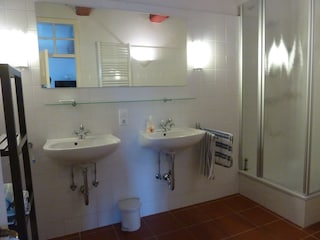 Wohnung 2 - Duschbad