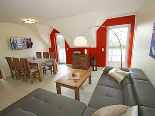 Wohnbereich mit Esstisch