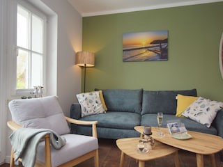 Wohnzimmer mit Sessel