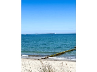 Feinsandiger Ostseestrand, keine 400m entfernt