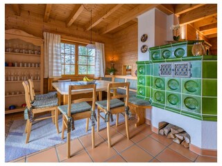 Holzhaus Oberbrändi Essbereich