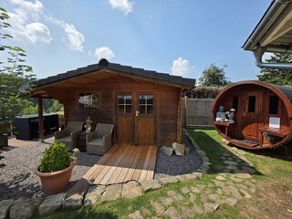 Sauna und Fonduehütte