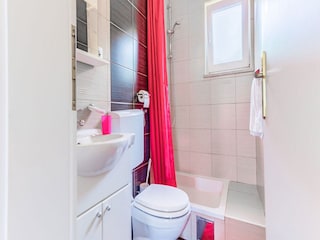 Apartment Postira Features 6