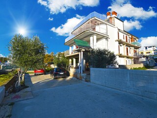 Apartment Pješčana Uvala Außenaufnahme 1