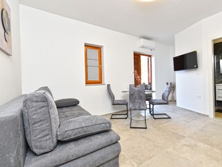 Apartment Pješčana Uvala Ausstattung 4