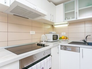 Apartment Podstrana  24