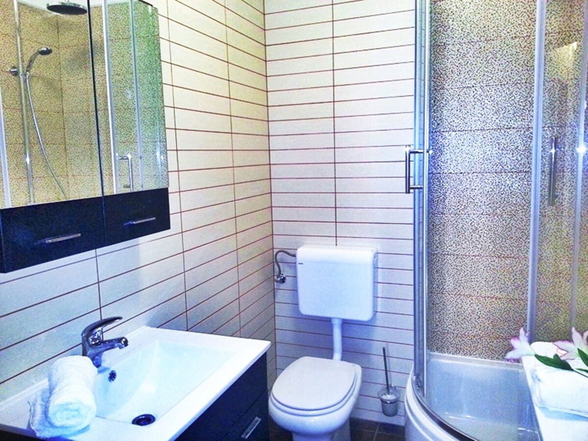 Apartment Jesenice bei Dugi Rat 15