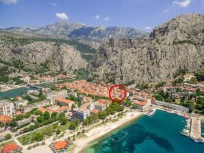 Two bedroom apartment with air-conditioning Omiš A-22642-a