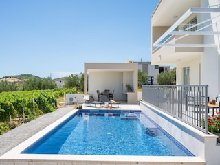Villa Kastel Novi Außenaufnahme 6
