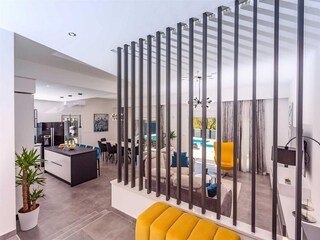 Villa Sestanovac Características 35