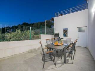 Vakantiehuis Dugi Rat Buitenaudio-opname 3