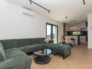 Villa Studenci Características 25