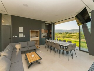 Villa Zmijavci Características 23