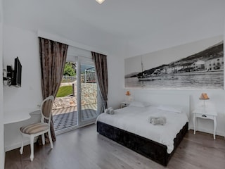Villa Baška Voda Features 32