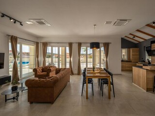 Villa Jezera Features 31