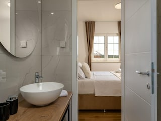 Villa Jezera Features 36