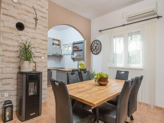 Villa Žut Caratteristiche 31