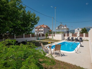 Villa Žut Outdoor Recording 22