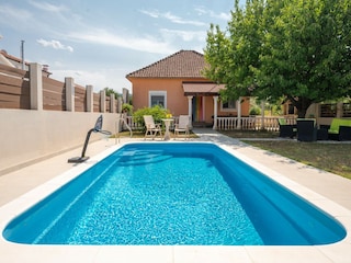 Villa Žut Outdoor Recording 15