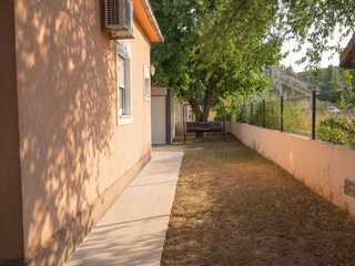 Villa Žut Environment 58