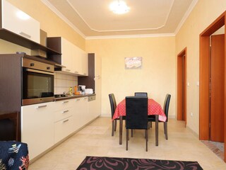 Apartment Brodarica  32