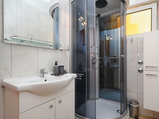 Apartment Brodarica  39