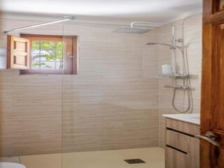 Villa Comares Features 21