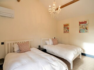 Holiday cottage Cheltenham Features 16