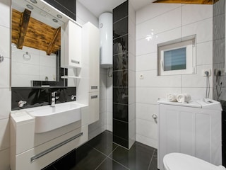 Villa Grubine Features 25