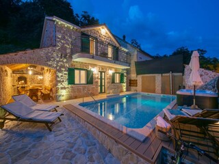 Villa Grubine Outdoor Recording 11