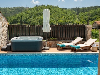 Villa Grubine Outdoor Recording 17