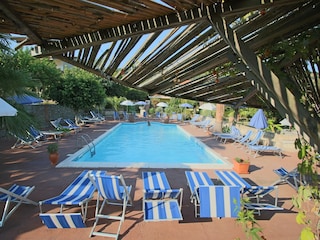Apartment Ricadi Außenaufnahme 15