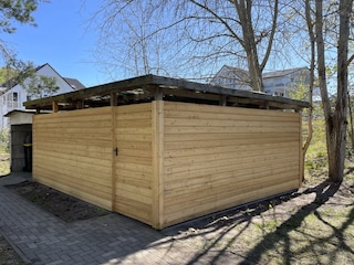 großer abschließbarer Fahrradschuppen