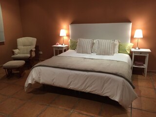 Villa Tordera Features 40