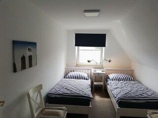 Schlafzimmer 3 OG - 2 Einzelbetten