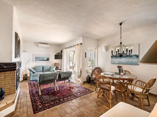 Wohn- und Essbereich