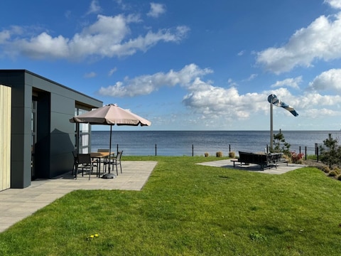 Holiday house Chalet Strandjuwel Erste Reihe mit Zaun Haus Nr. 205