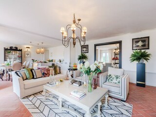 Villa Montecarlo Features 70