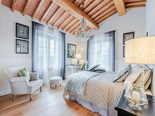 Villa Montecarlo Caratteristiche 26