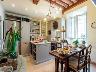 Villa Marlia Features 17