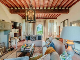 Villa Marlia Features 25