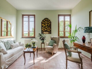 Villa Orentano Caratteristiche 64