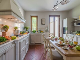 Villa Orentano Caratteristiche 74